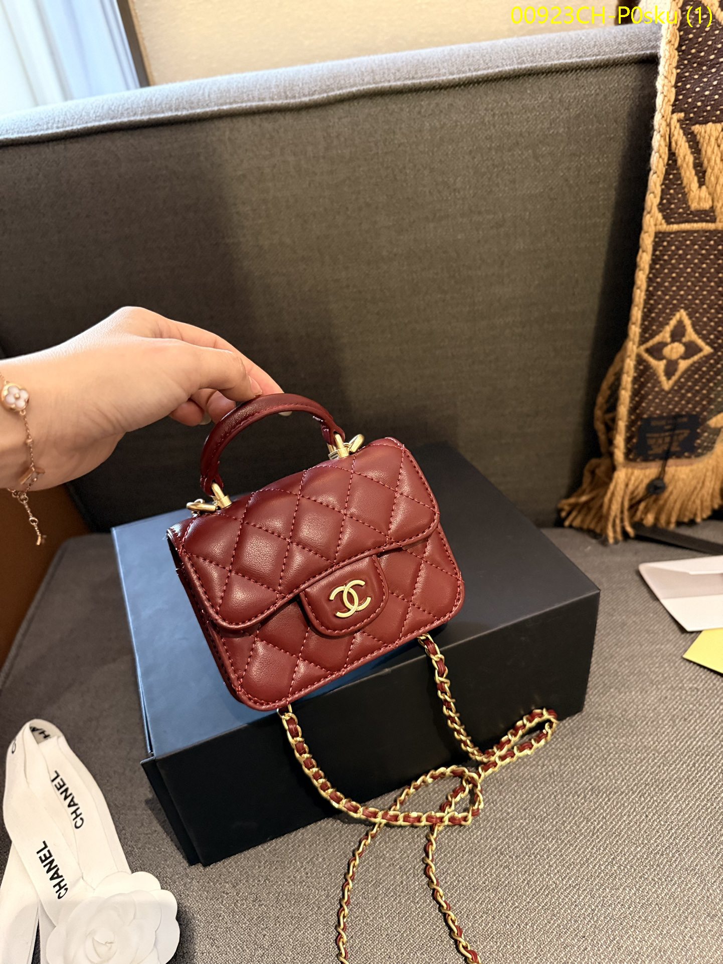 Chanel 24s 新款 mini手柄包 尺寸 13*11cm