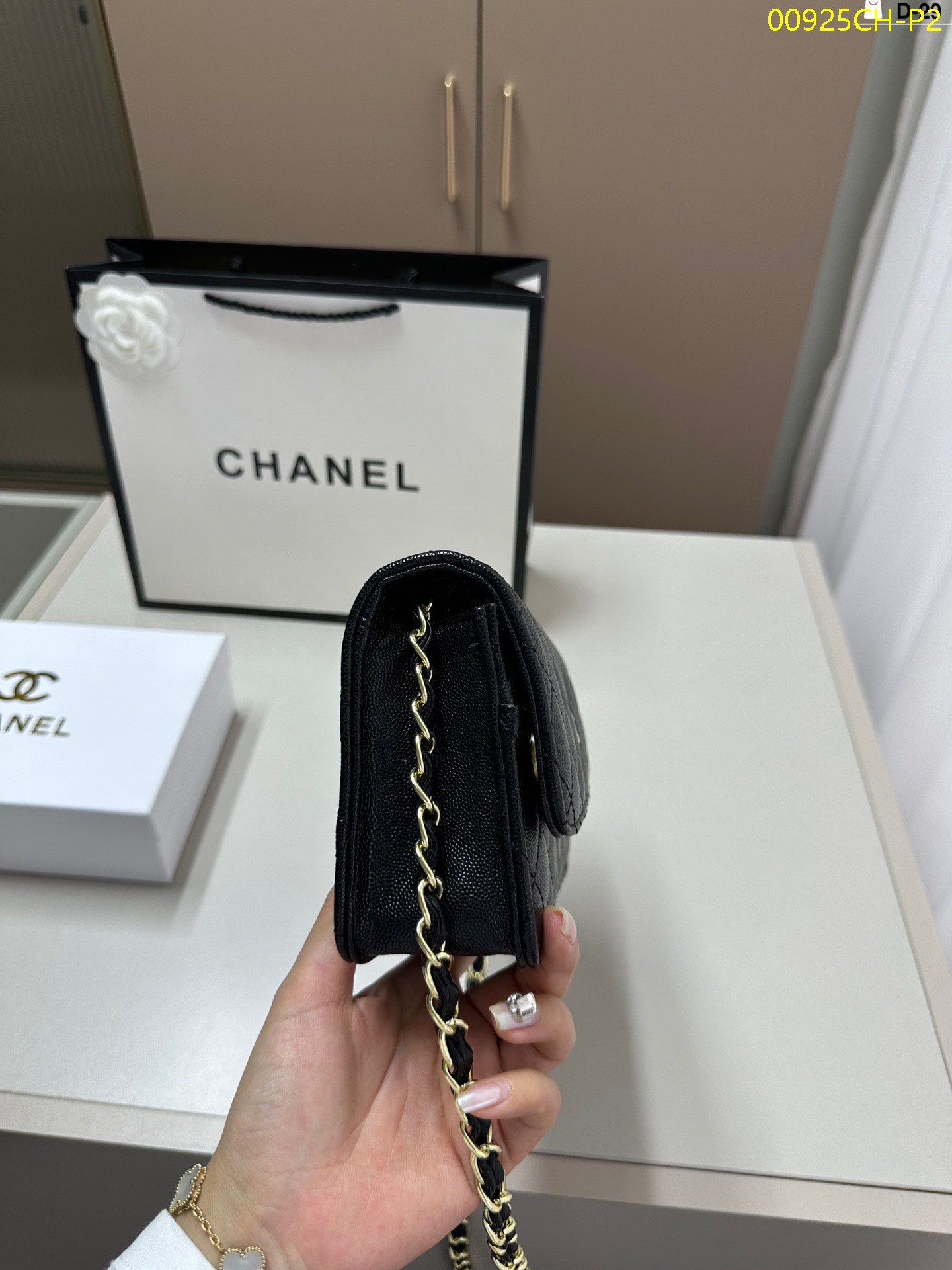 CHANEL Caviar Small Bag Size 20*4*10cm