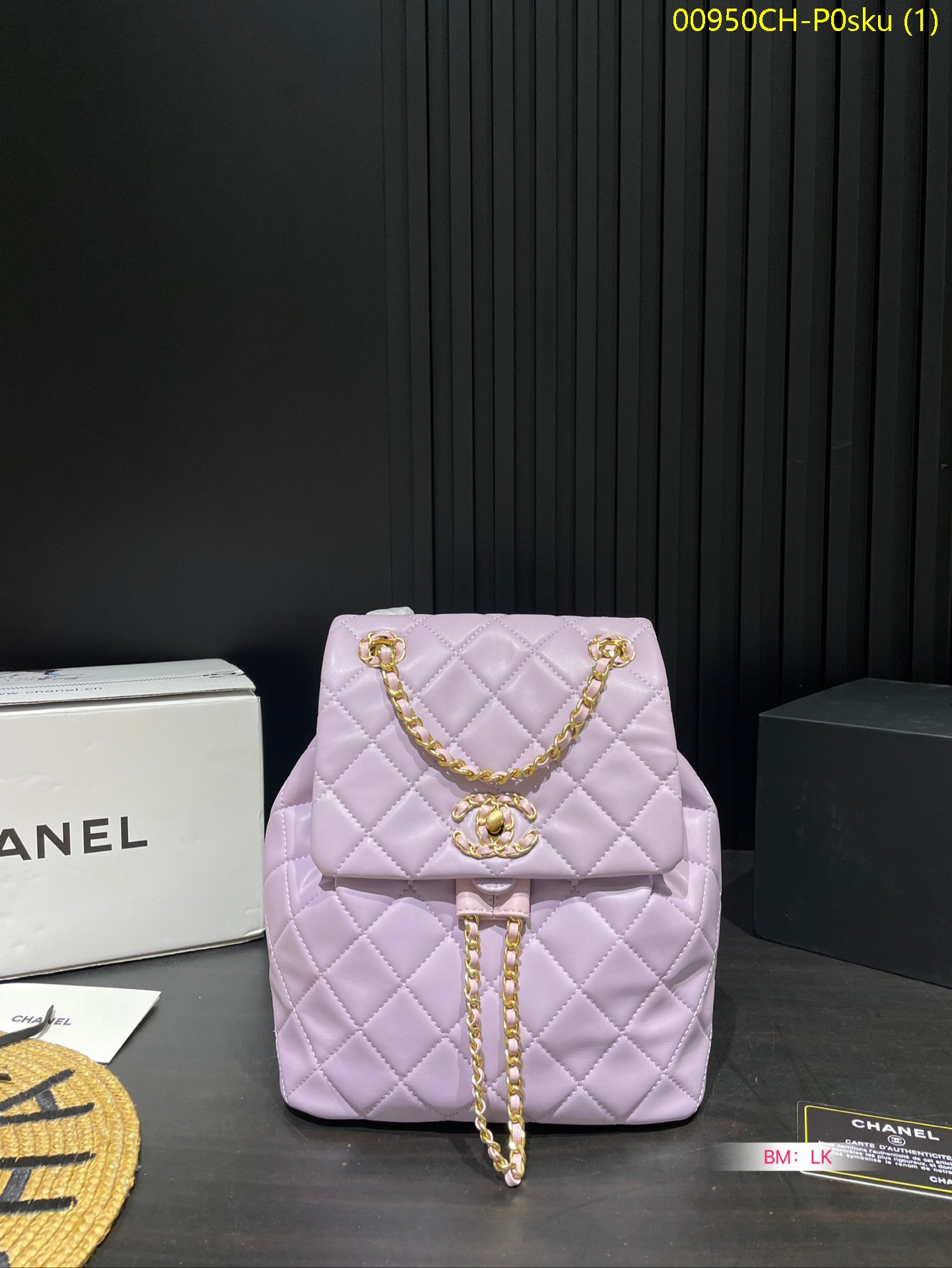 Chanel pure leather backpack Size: 20*23cm