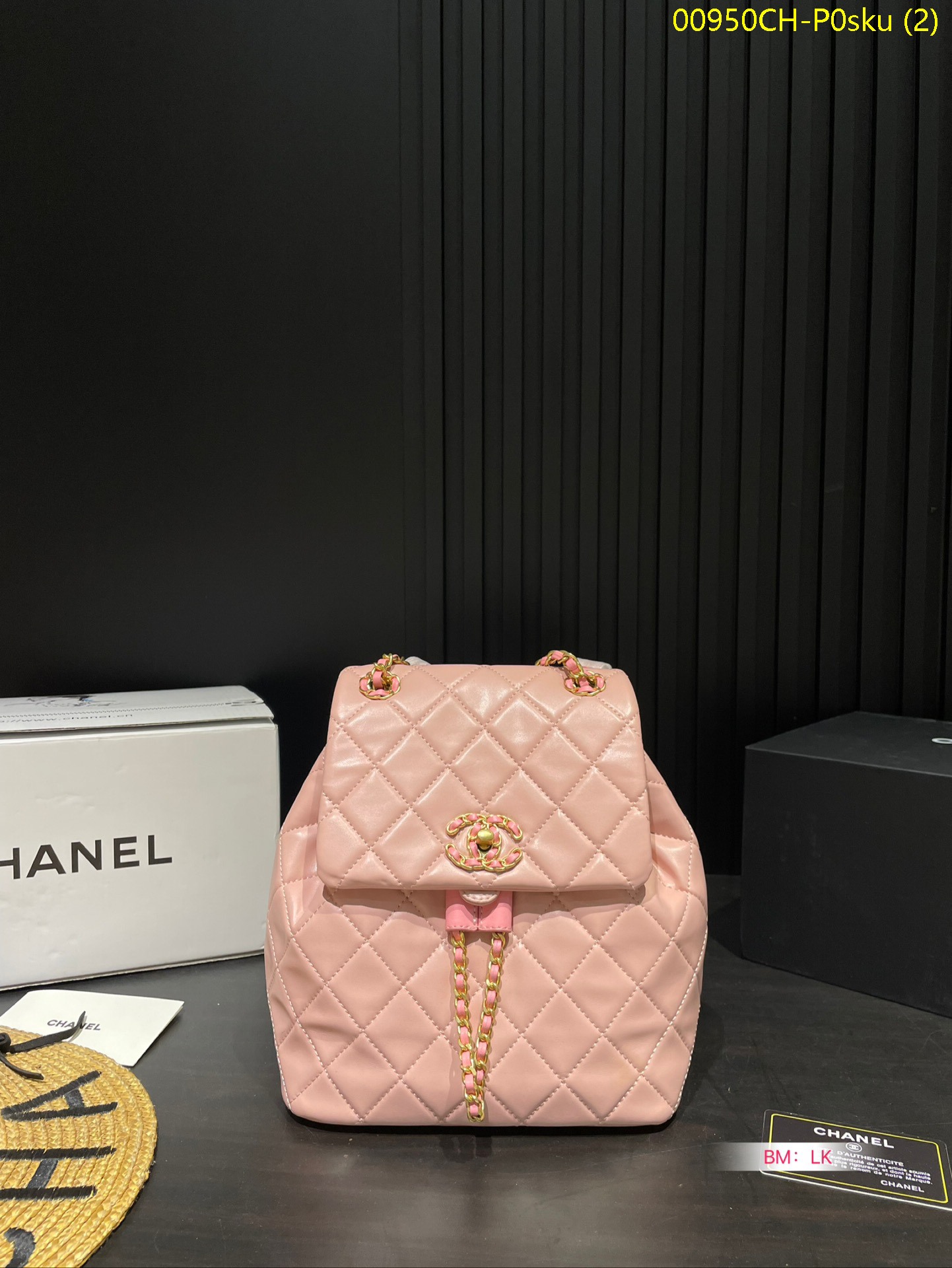 Chanel pure leather backpack Size: 20*23cm