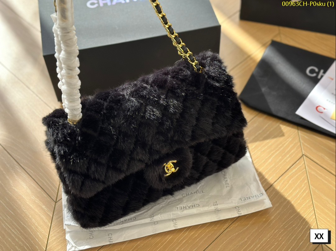 Chanel classic fur style CF size: 25*7*15cm