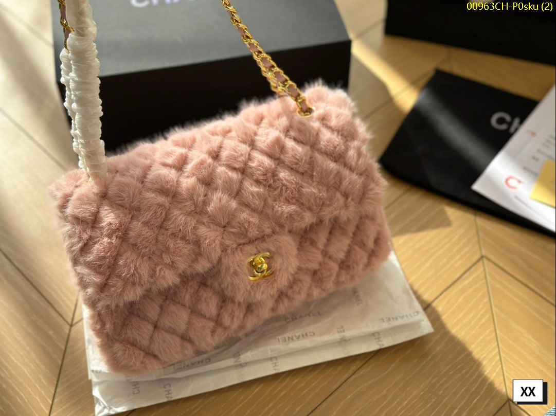 Chanel classic fur style CF size: 25*7*15cm