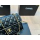 Chanel chain diamond bag size 22*14cm