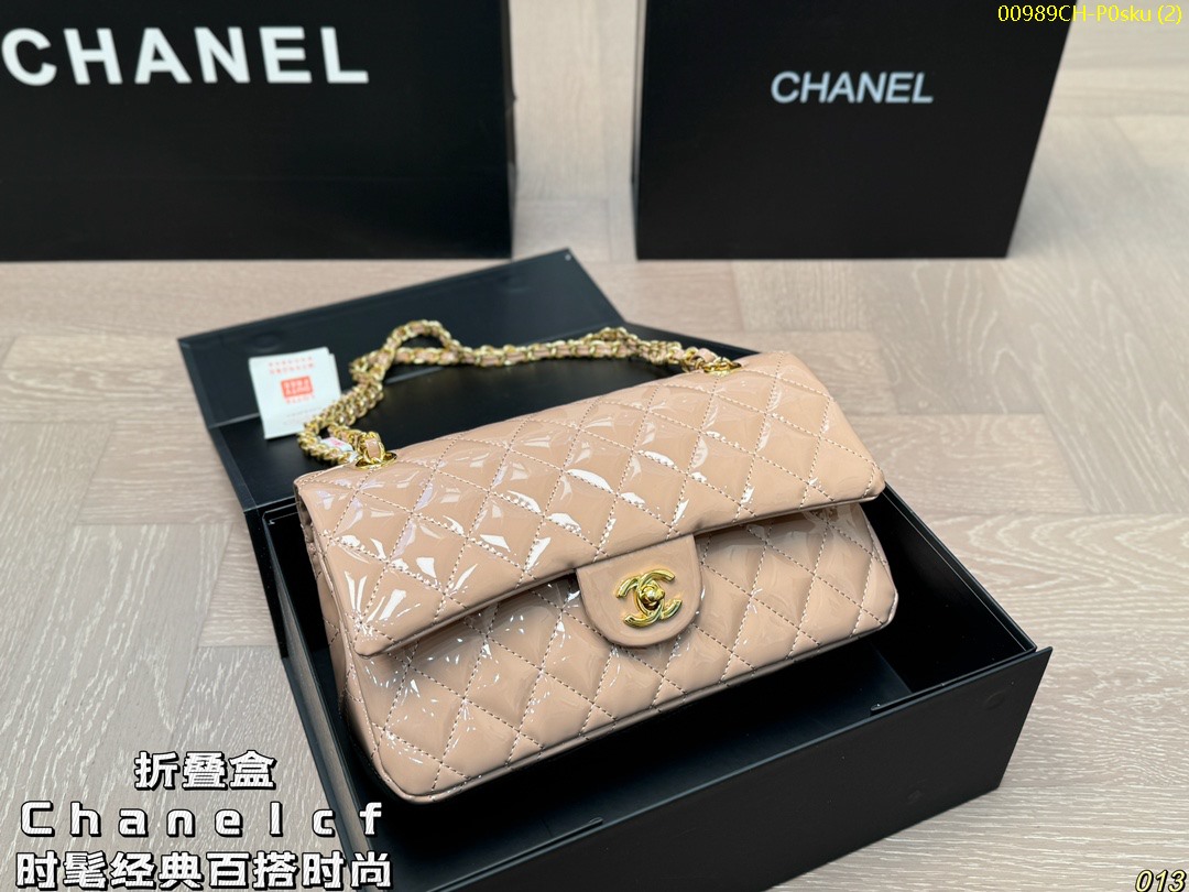 Chanel Flap Size: 25*15cm