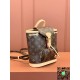 M11199	Louis Vuitton	Montsouris backpack Bag size:24x25x12cm