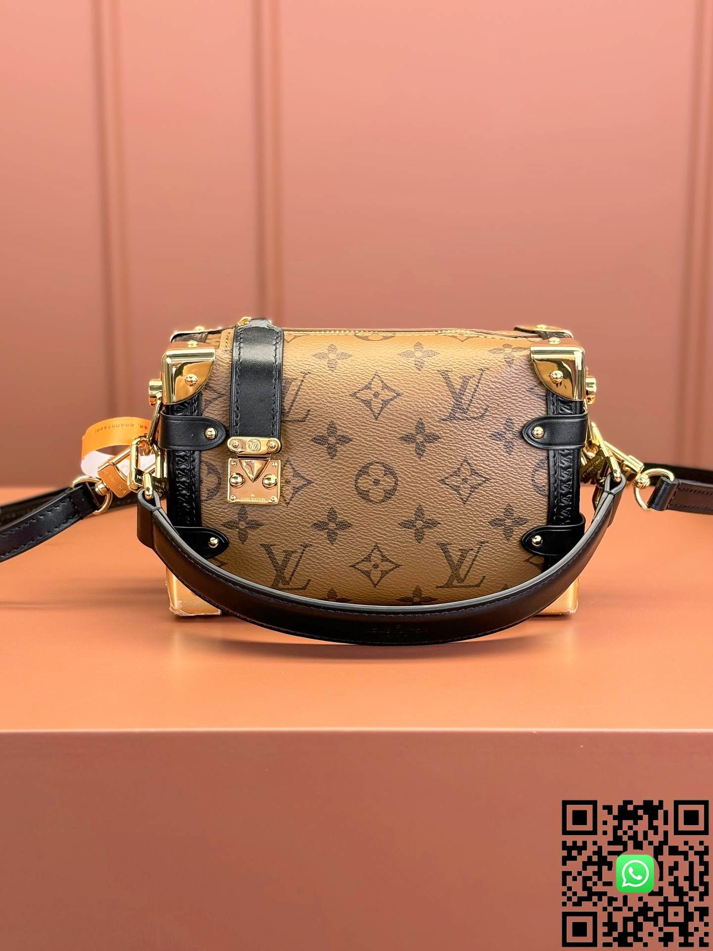 M47139	Louis Vuitton	Side TRUNK MiNi handbag	size:	19x10.5x6CM