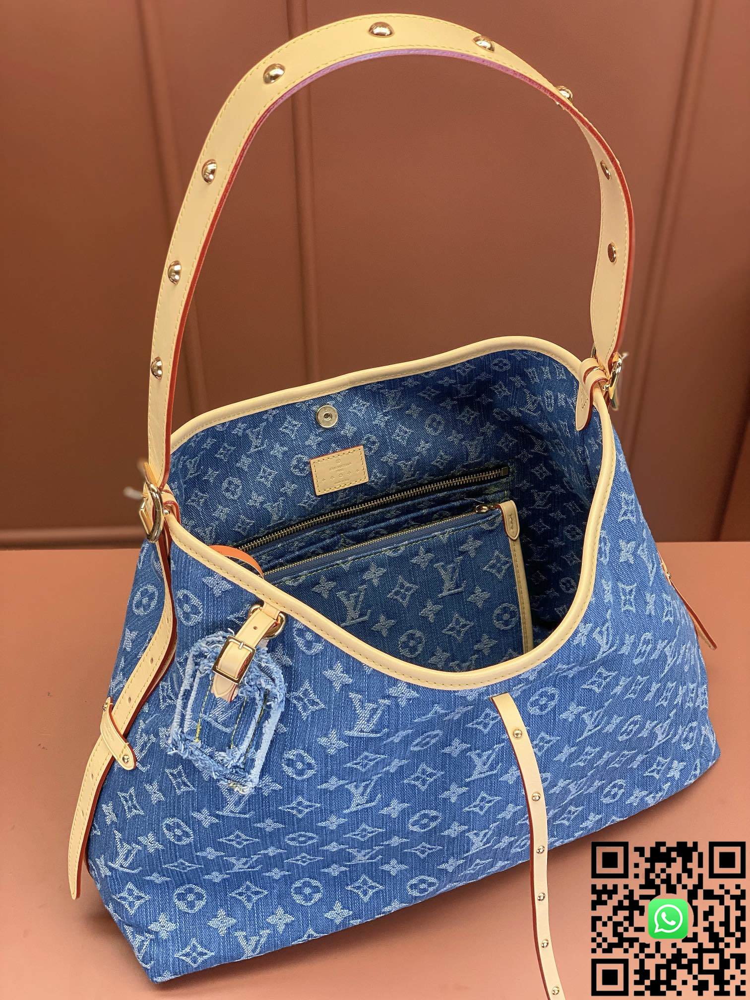 M46855	Louis Vuitton	CARRYALL Medium Handbag size:39x30x15CM