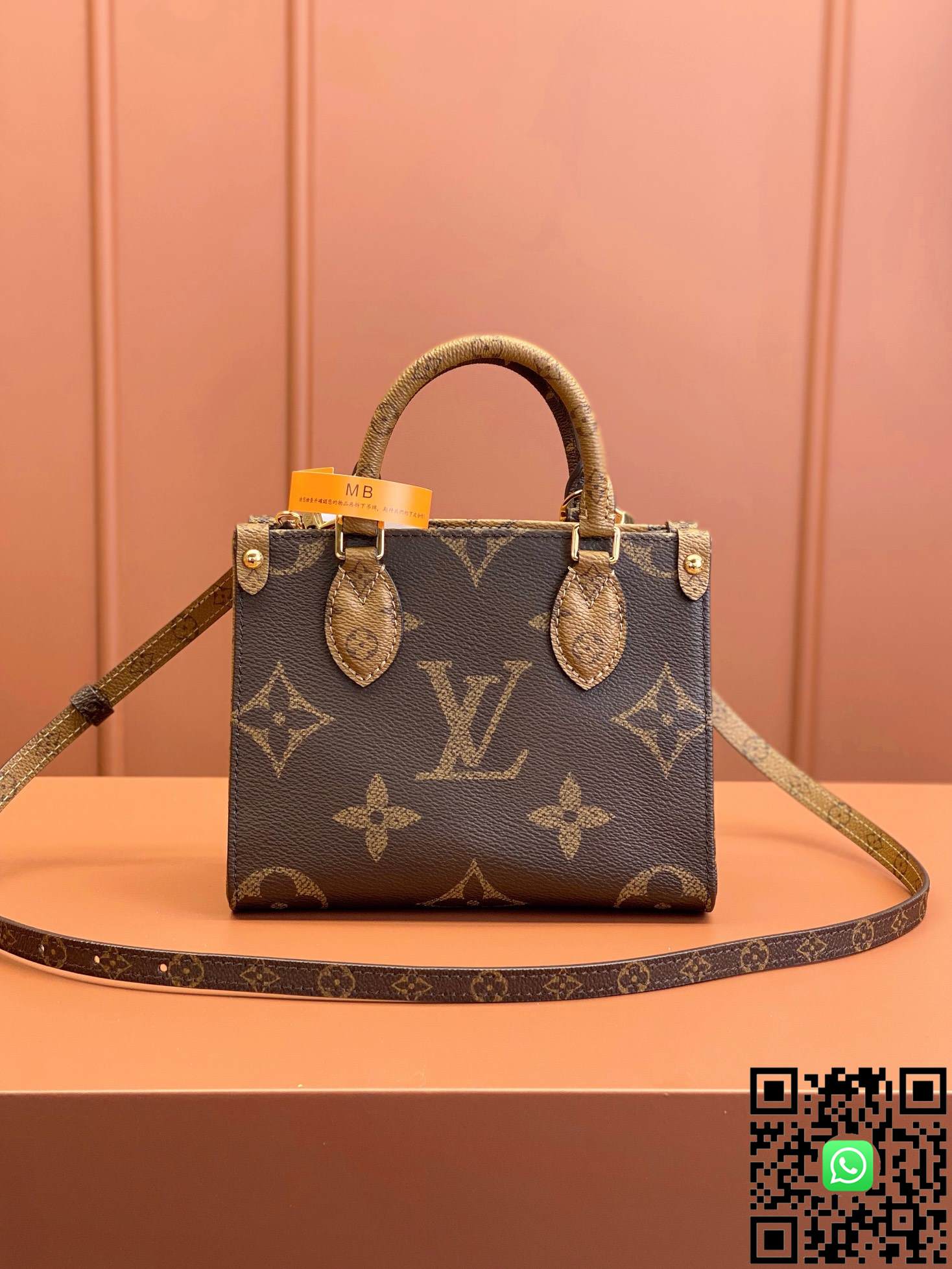 M46839	Louis Vuitton	ONTHEGO BB handbag	size:	18x15x8.5cm 