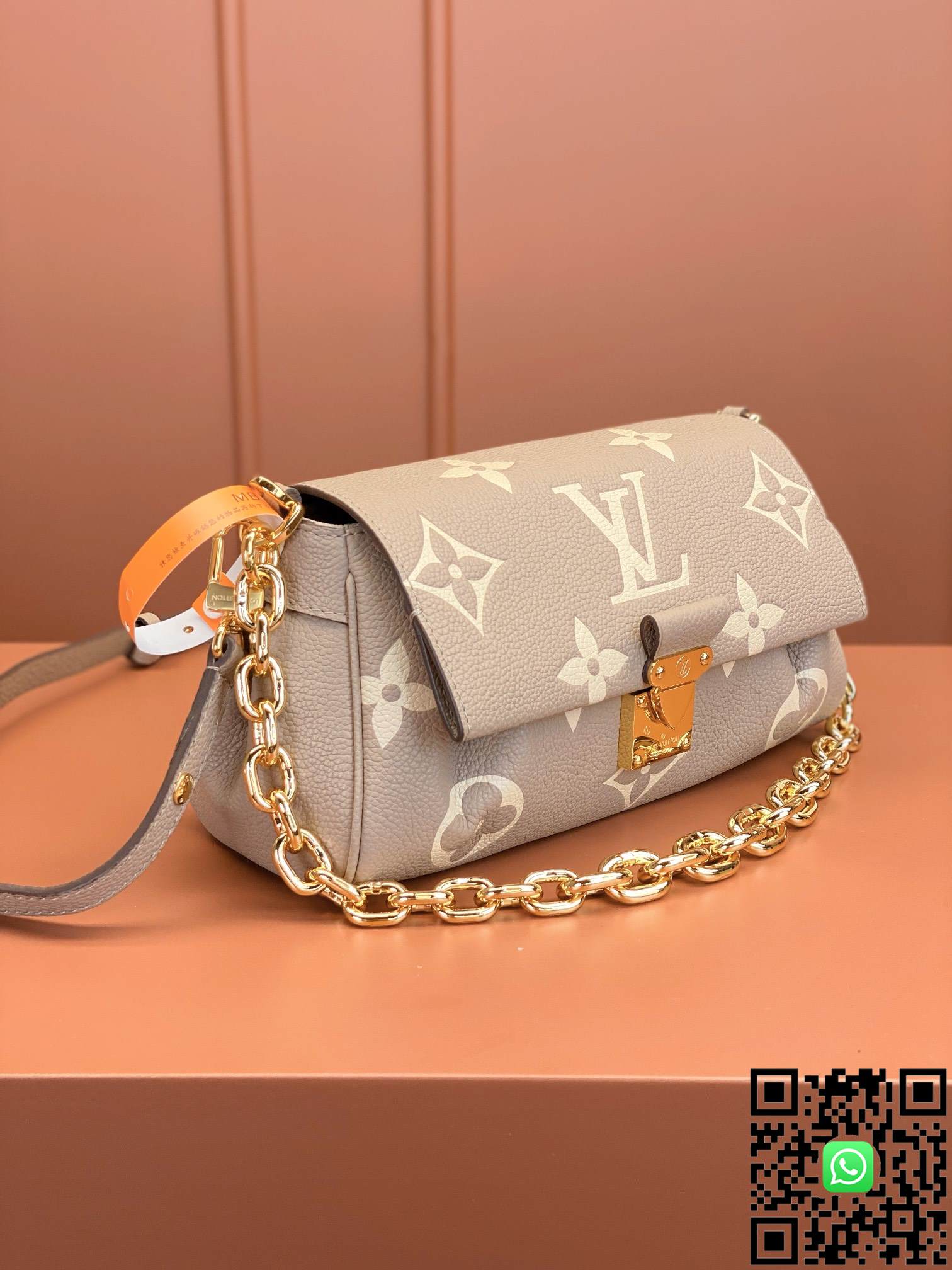 M45836	Louis Vuitton	FAVORITE Handbag size:24x14x9cm