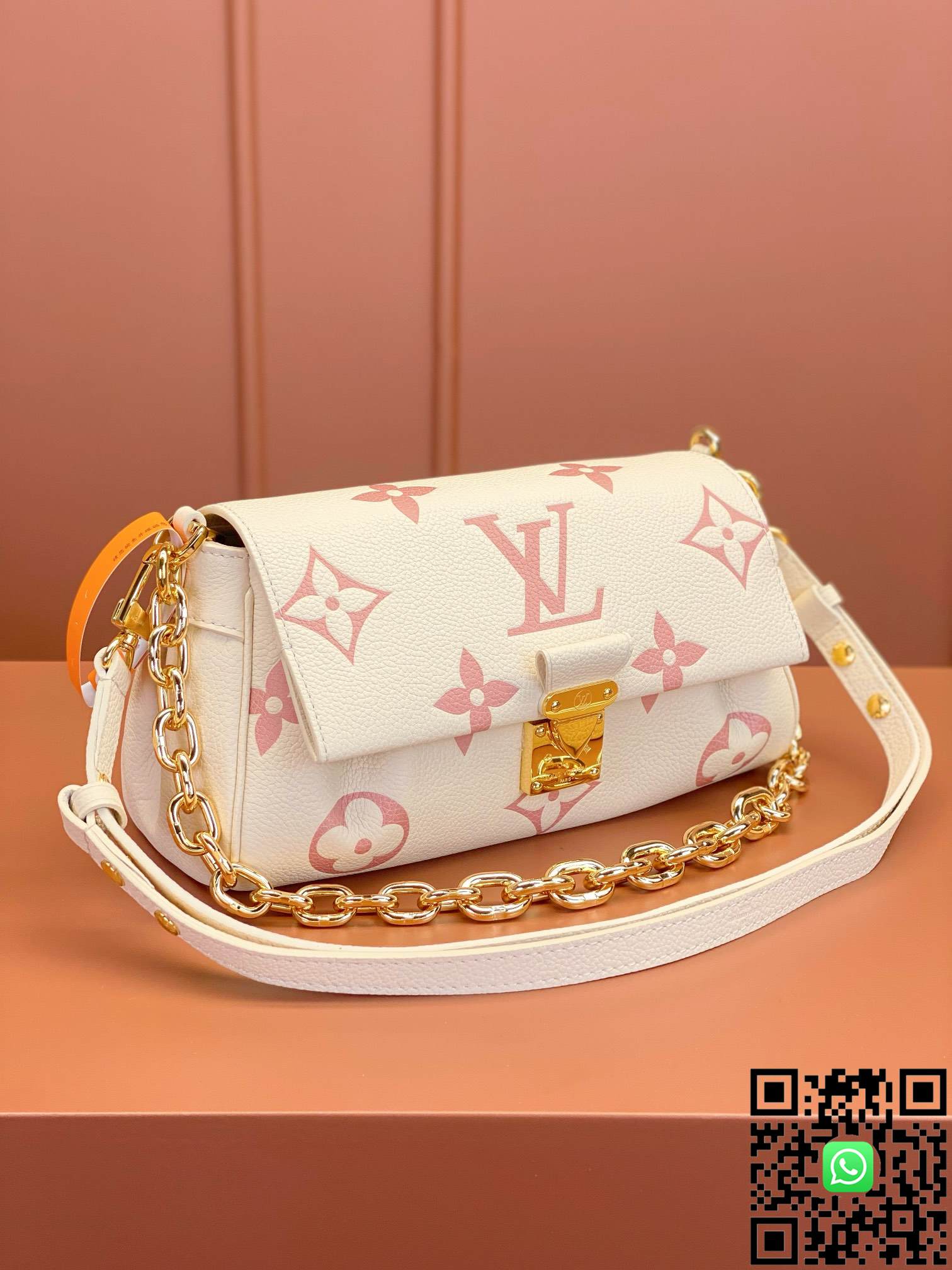 M46393	Louis Vuitton	FAVORITE Handbag size:24x14x9cm