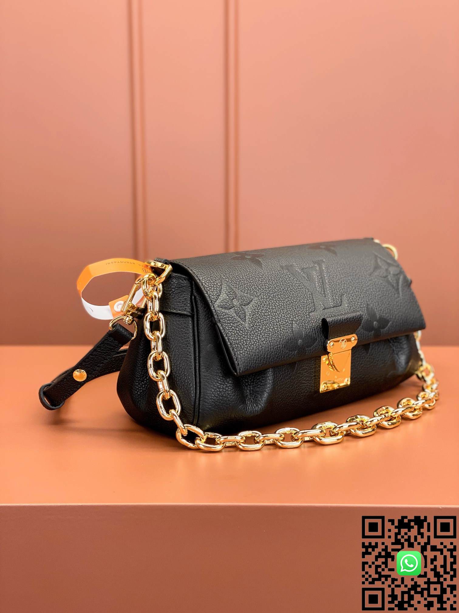 M45813	Louis Vuitton	FAVORITE Handbag size:24x14x9cm