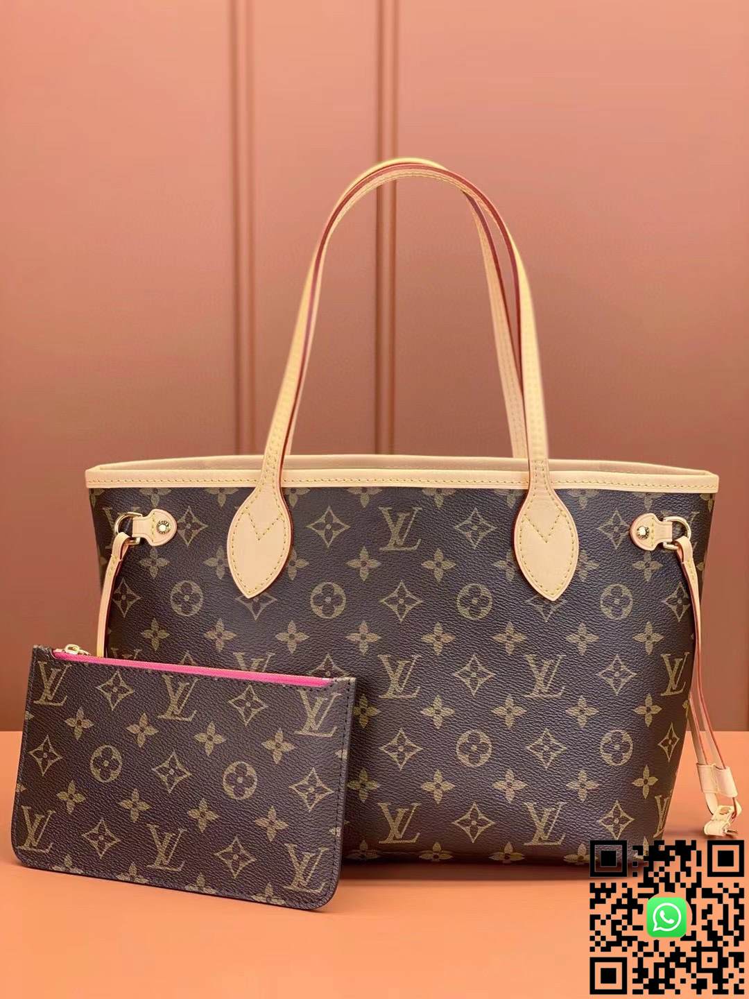 M46979	Louis Vuitton	NEVERFULL Mini Handbag size:29x21x12CM