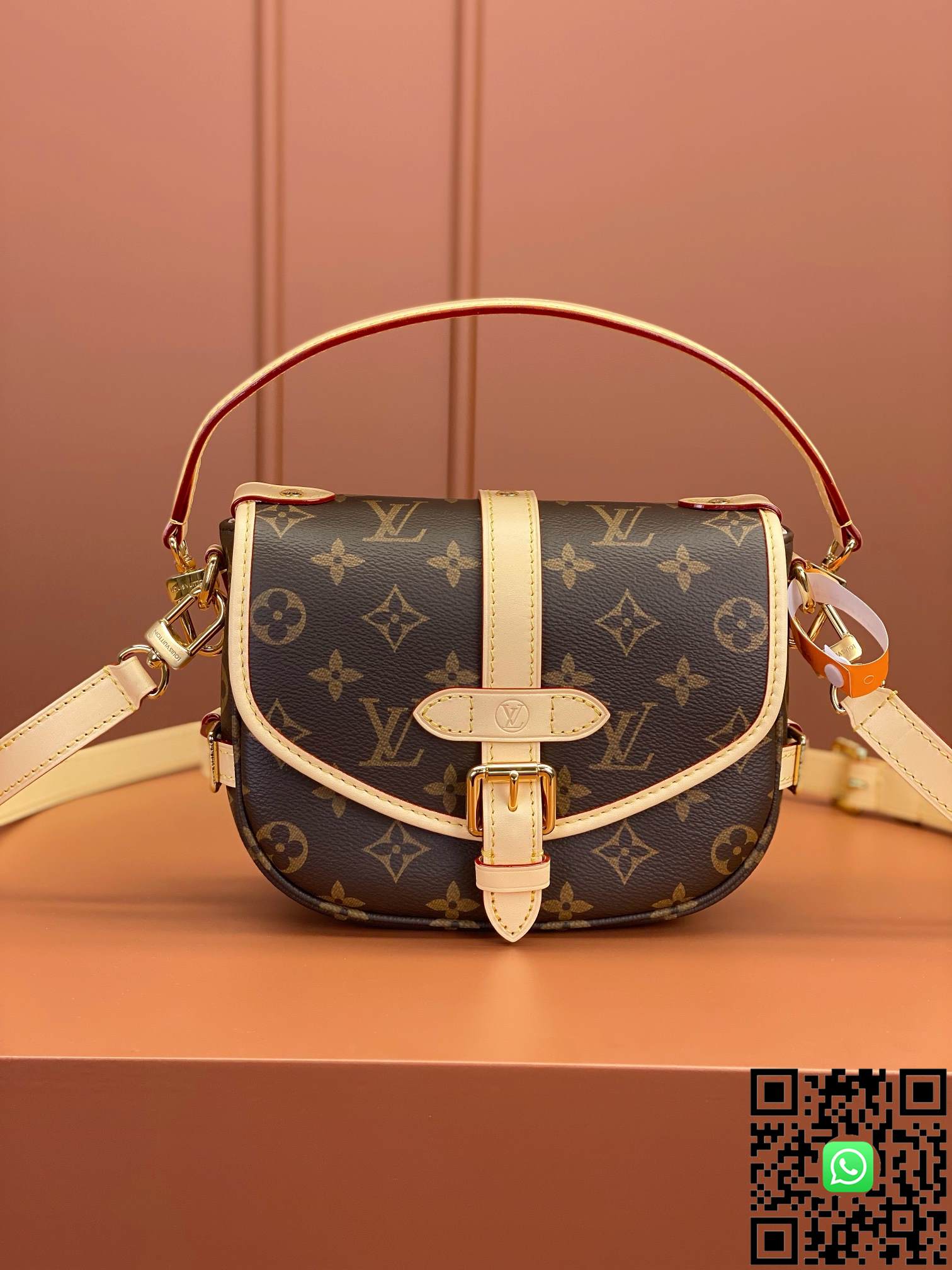 M46740	Louis Vuitton	SAUMUR BB handbag size:20x16x7.5cm 