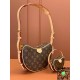 M46828	Louis Vuitton	CROISSANT Medium Handbag	size:	25x15x5cm