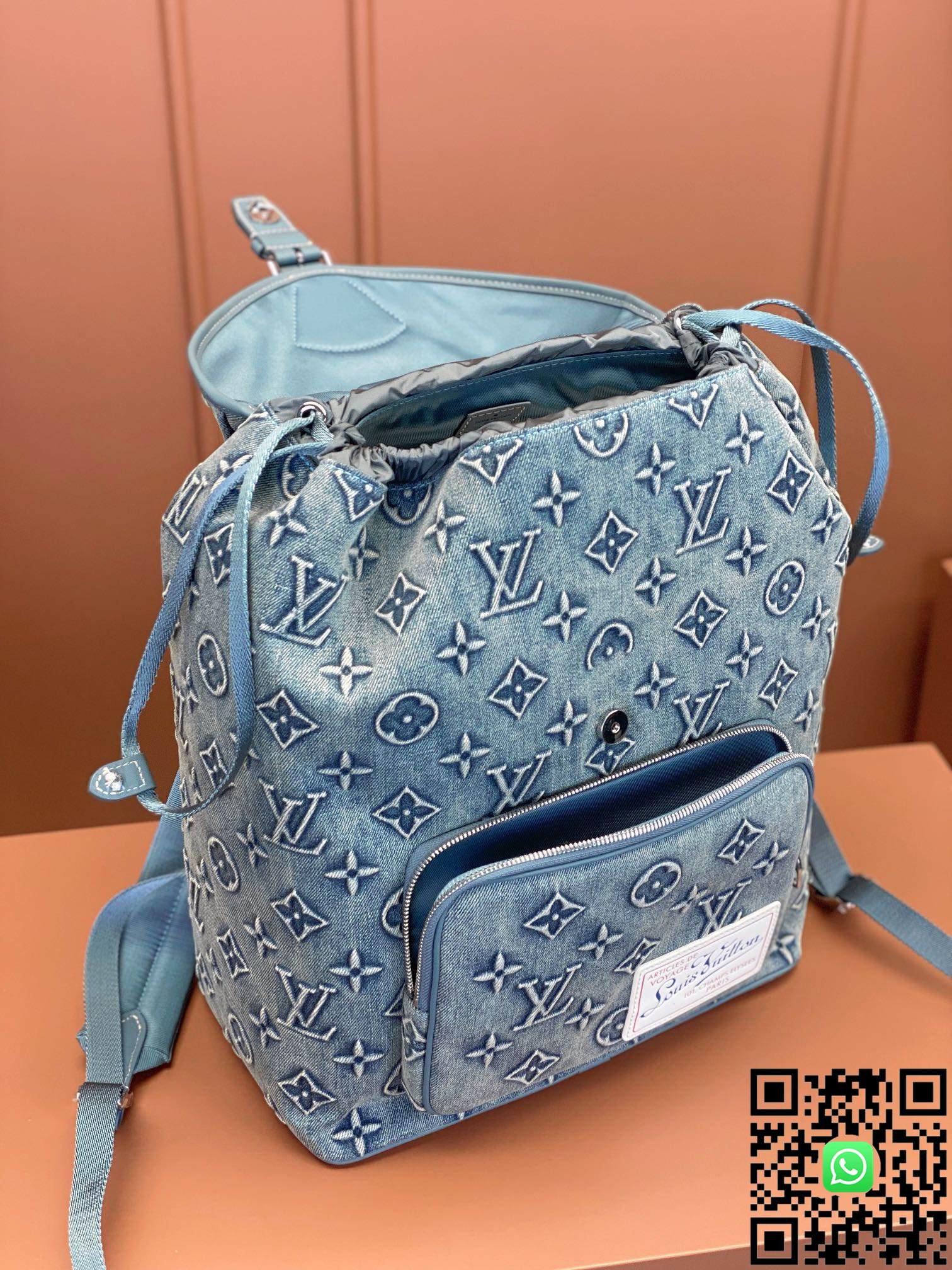 M22534	Louis Vuitton MONTSOURIS backpack size:32x40x19cm