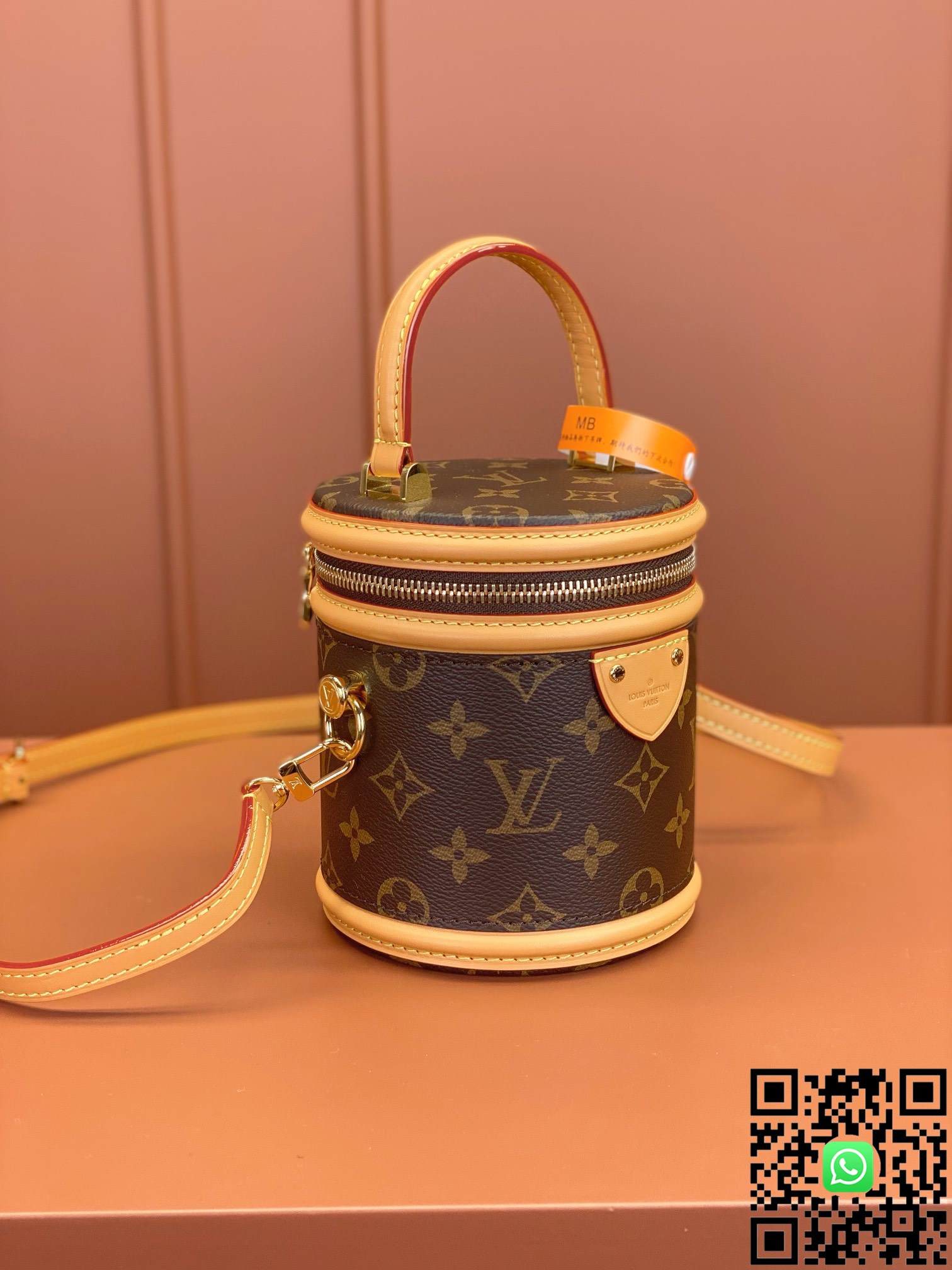 M82952	Louis Vuitton	NANO CANNES handbag size:	14.5x14x12cm