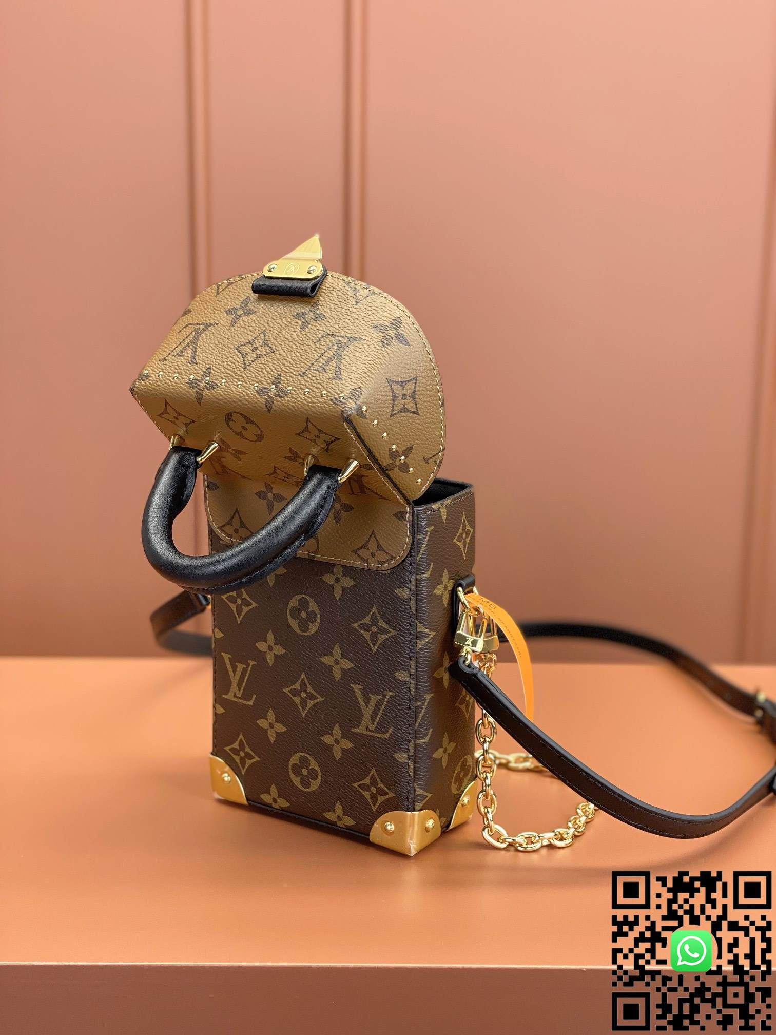 M82465	Louis Vuitton CAMERA BOX handbag size:12.5x17.6x6cm