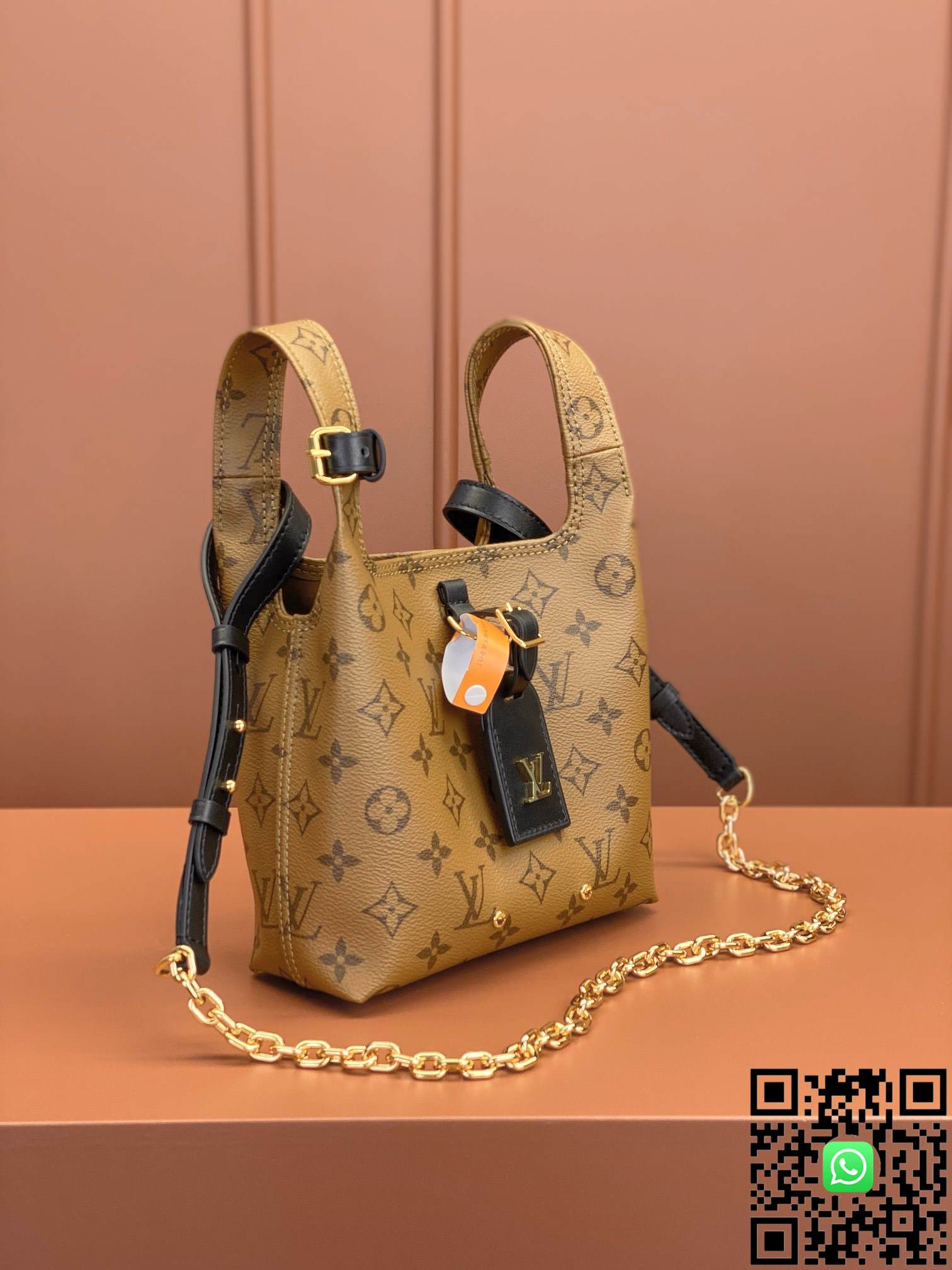 M46816	Louis Vuitton ATLANTIS BB handbag size:17x17x7cm