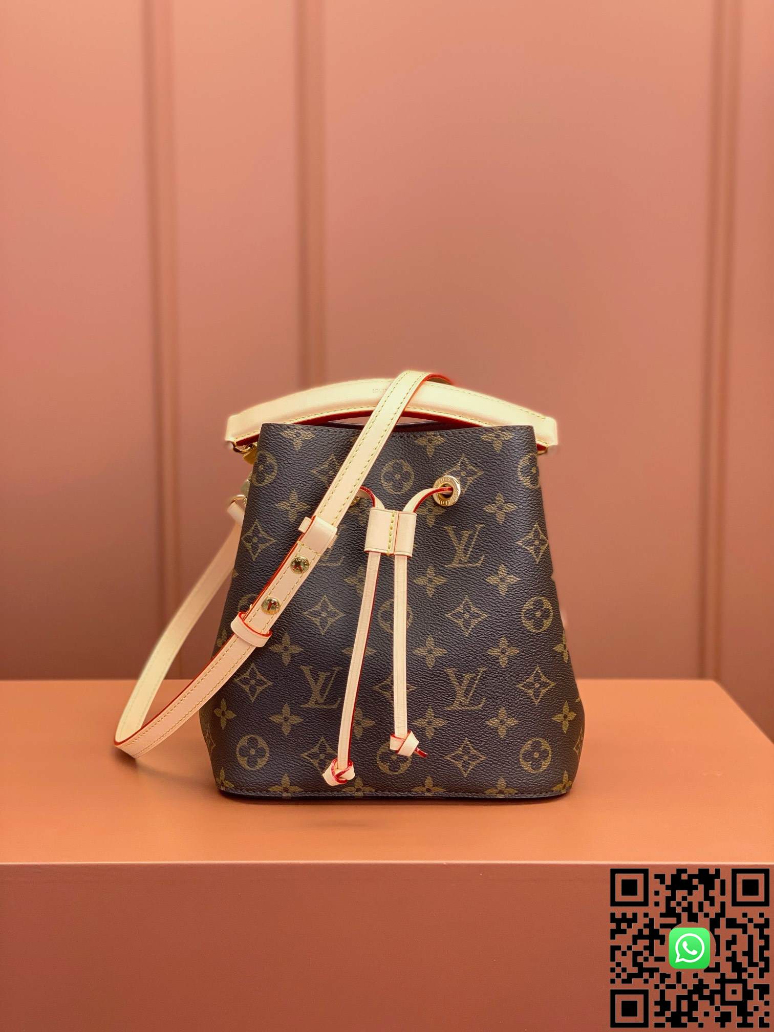 M46581 Louis Vuitton NÉONOÉ BB handbag size:20x20x13cm