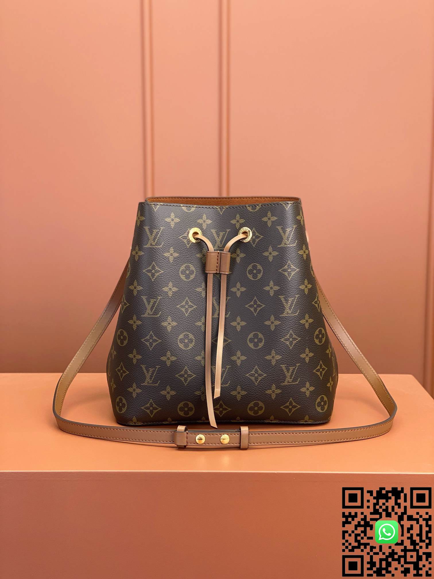 M44887 Louis Vuitton NÉONOÉ Medium handbag size:26x26x17.5cm