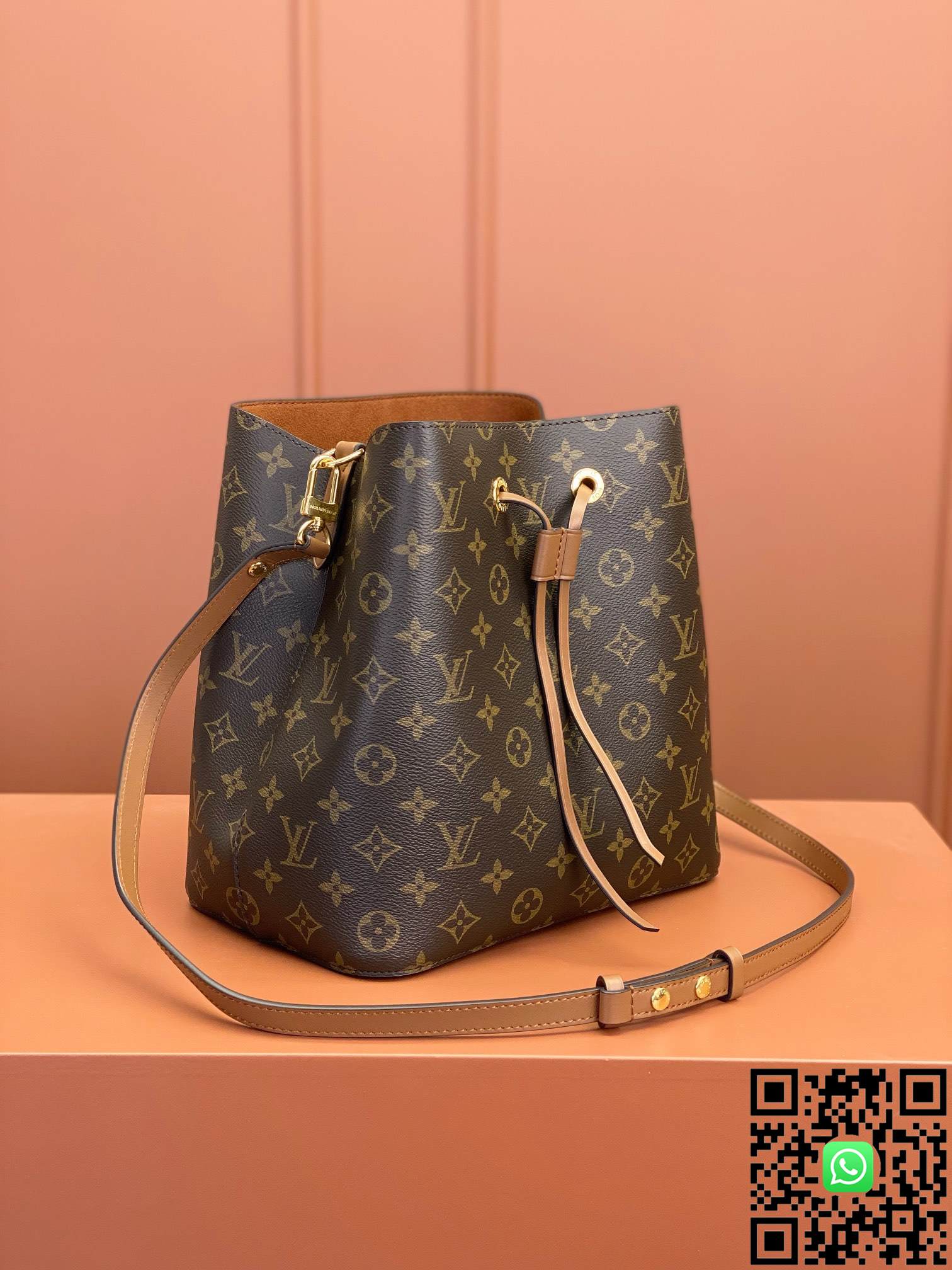 M44887 Louis Vuitton NÉONOÉ Medium handbag size:26x26x17.5cm