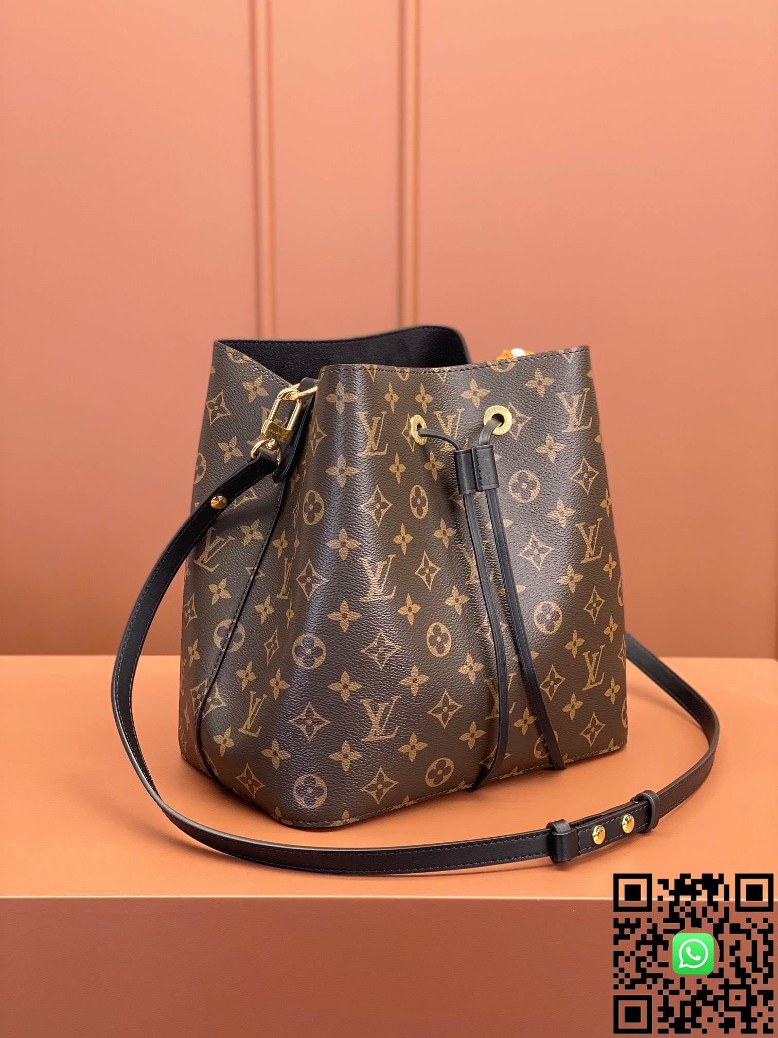 M44020 Louis Vuitton NÉONOÉ Medium handbag size:26x26x17.5cm